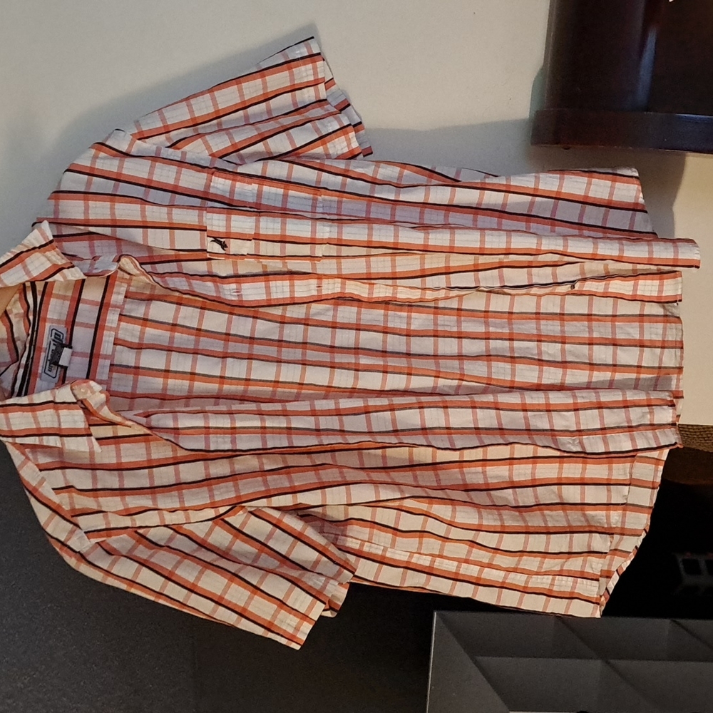 Urban Up shirt